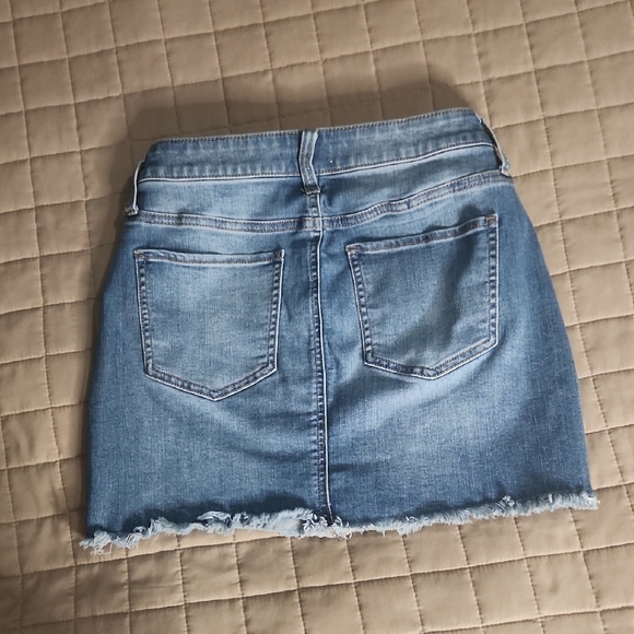 Distressed Denim Mini Skirt | SO | Size 3/26W - Picture 3 of 5